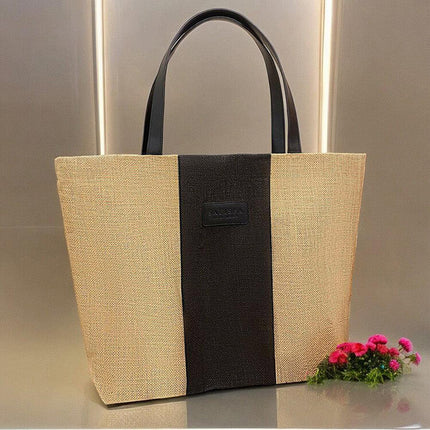 Carry your essentials in comfort and style with the Safispa All-Natural Jute Tote. Lightweight, spacious, and perfect for everyday adventures. Shop now!